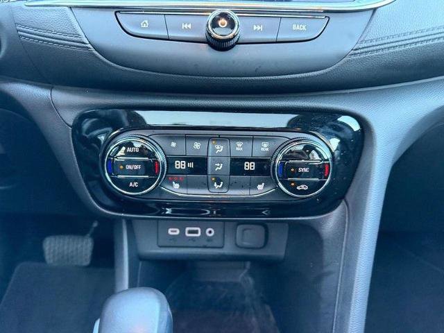 Used 2022 Buick Encore GX Essence w/ Experience Buick Package image 17