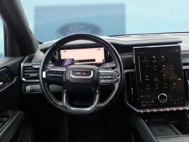 Used 2024 GMC Acadia AT4 w/ Luxury Package image 18