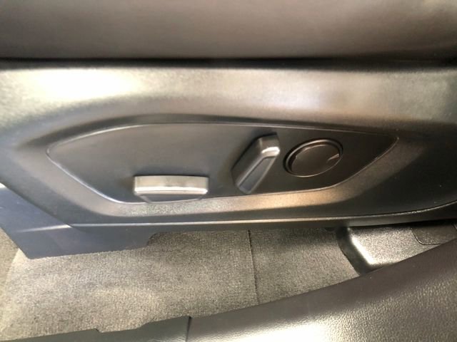 Certified 2022 Ford Explorer XLT w/ Equipment Group 202A image 11