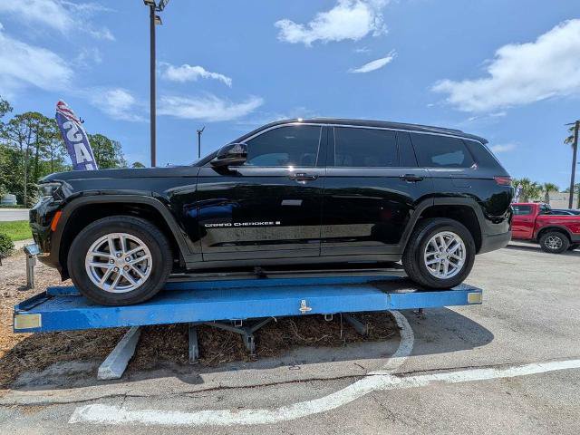Used 2025 Jeep Grand Cherokee L Laredo AWD/4WD image 6