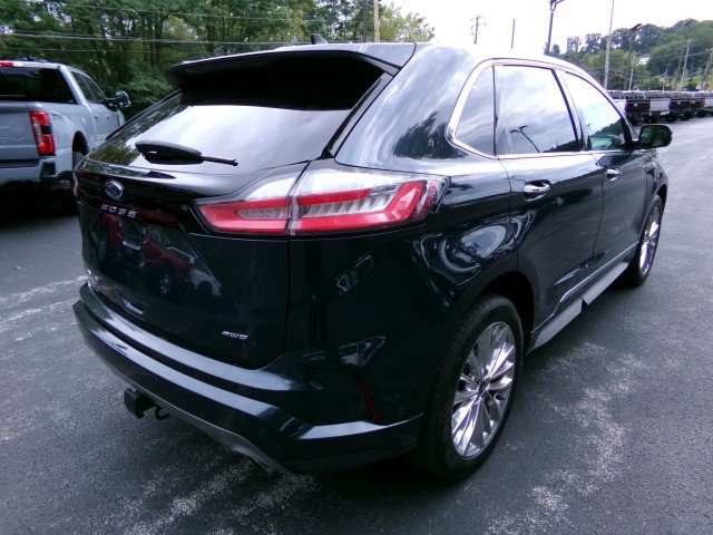 Certified 2022 Ford Edge Titanium w/ Equipment Group 301A AWD/4WD image 9