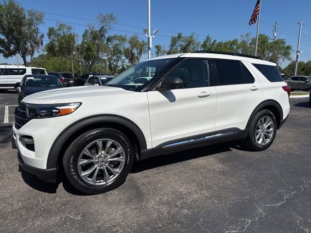 Certified 2021 Ford Explorer XLT w/ Equipment Group 202A RWD image 10