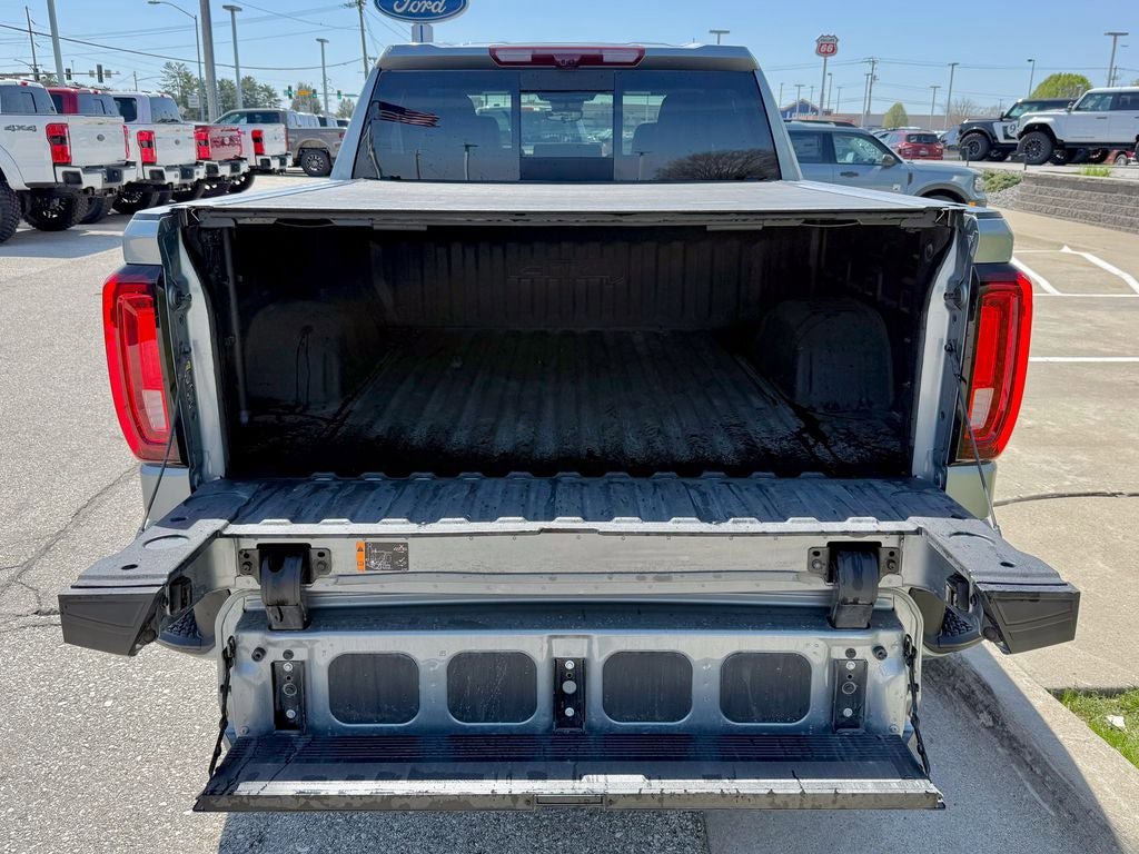 Used 2024 GMC Sierra 1500 AT4 w/ Technology Package AWD/4WD image 17