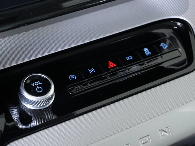 Certified 2025 Ford Expedition Active AWD/4WD image 26