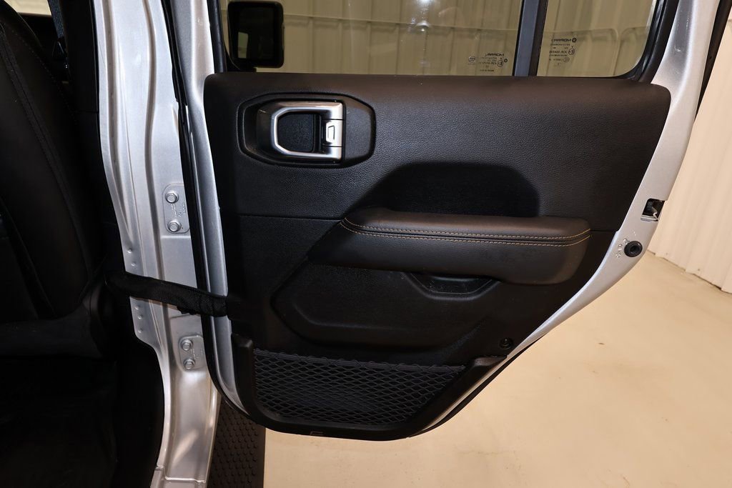 Used 2022 Jeep Wrangler Unlimited Sahara image 20