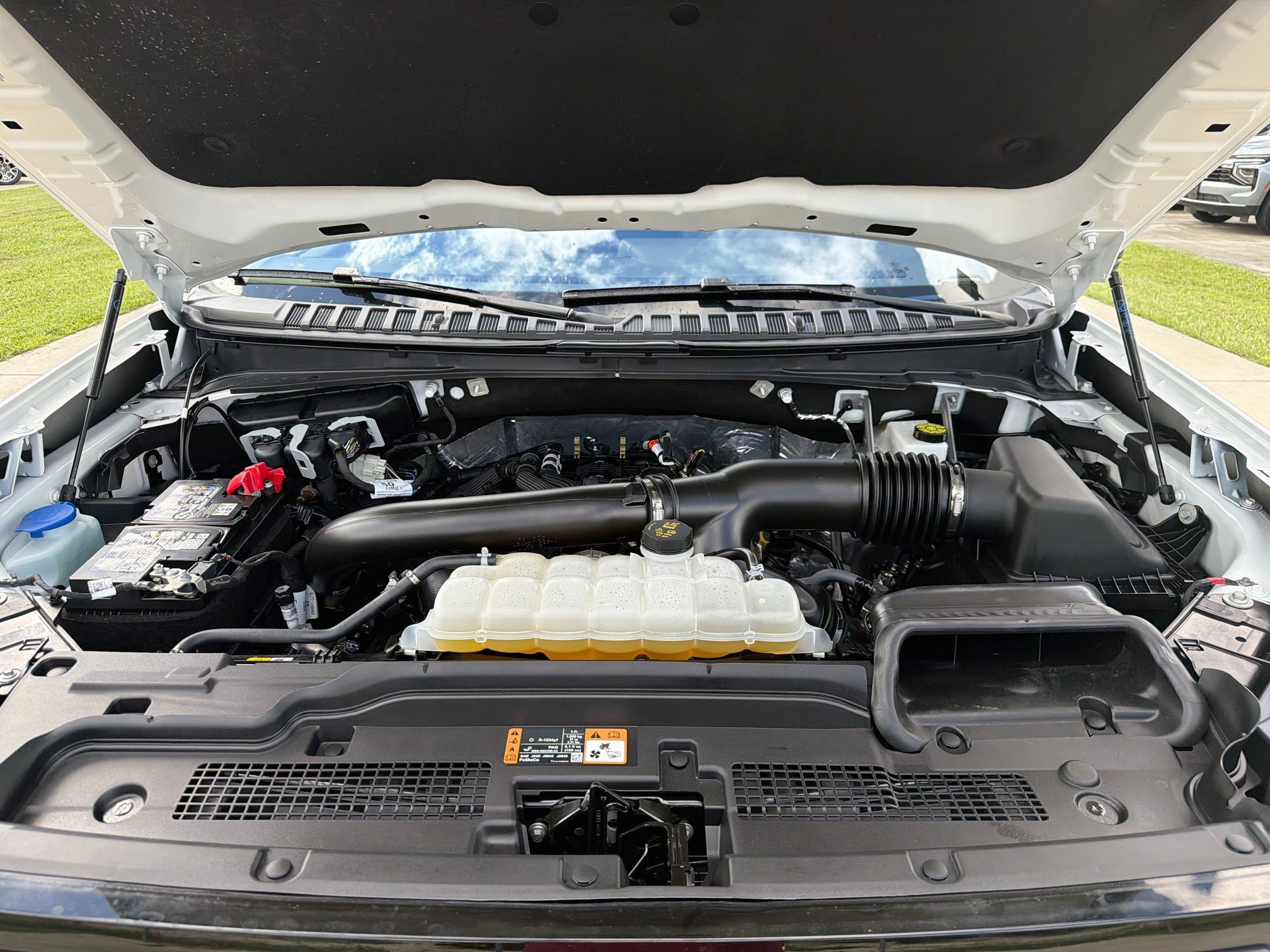 Certified 2025 Ford Expedition Active RWD image 30
