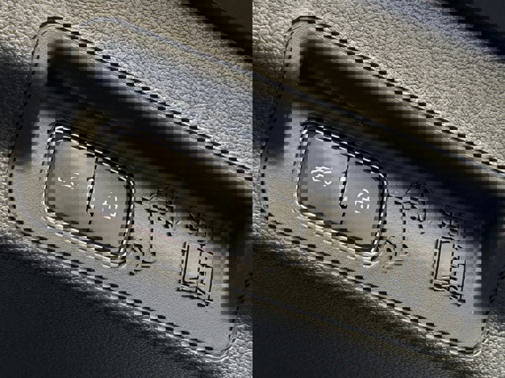 Certified 2023 Ford Explorer XLT w/ Equipment Group 202A image 27