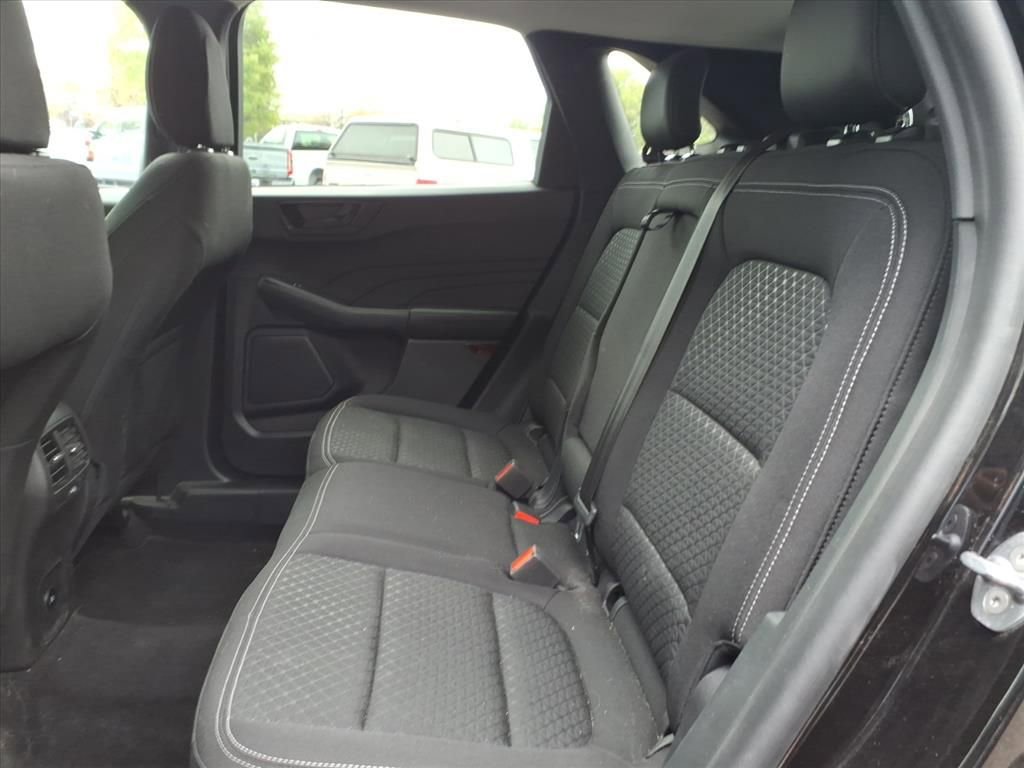 Certified 2025 Ford Escape Active AWD/4WD image 16