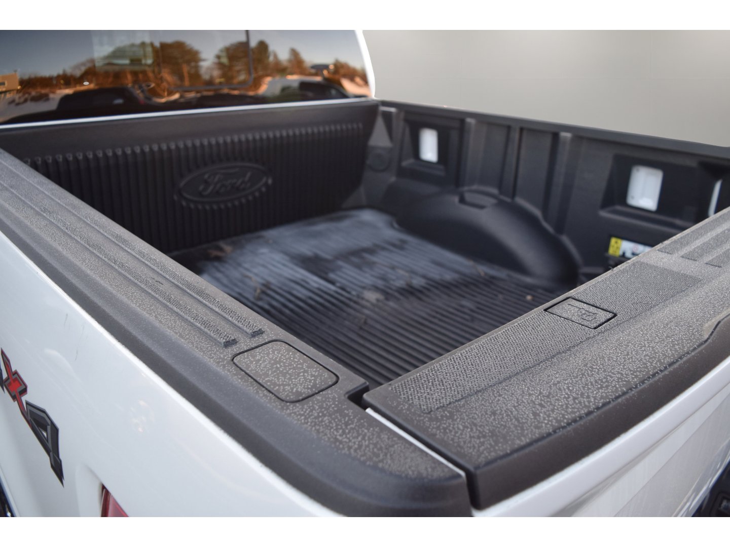 Certified 2023 Ford F150 Lariat image 6