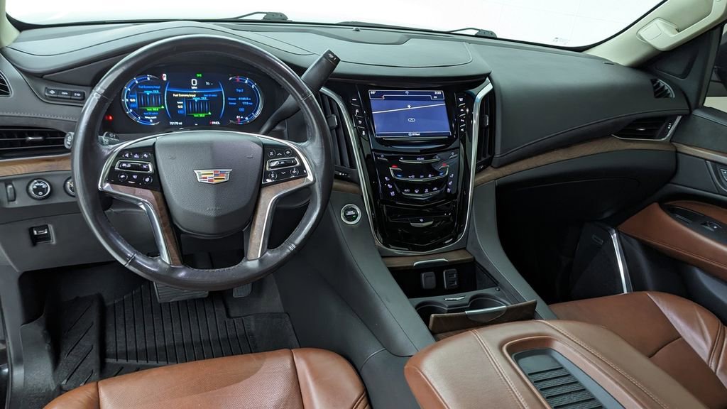 Used 2019 Cadillac Escalade Premium Luxury w/ Escalade Sport Edition AWD/4WD image 4
