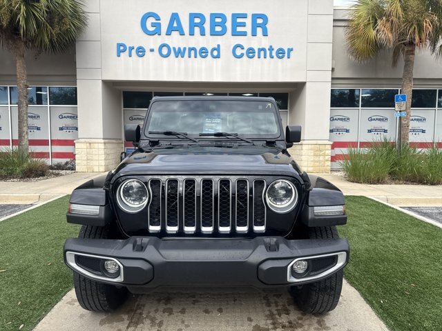 Used 2023 Jeep Gladiator Overland w/ LED Lighting Group AWD/4WD image 10