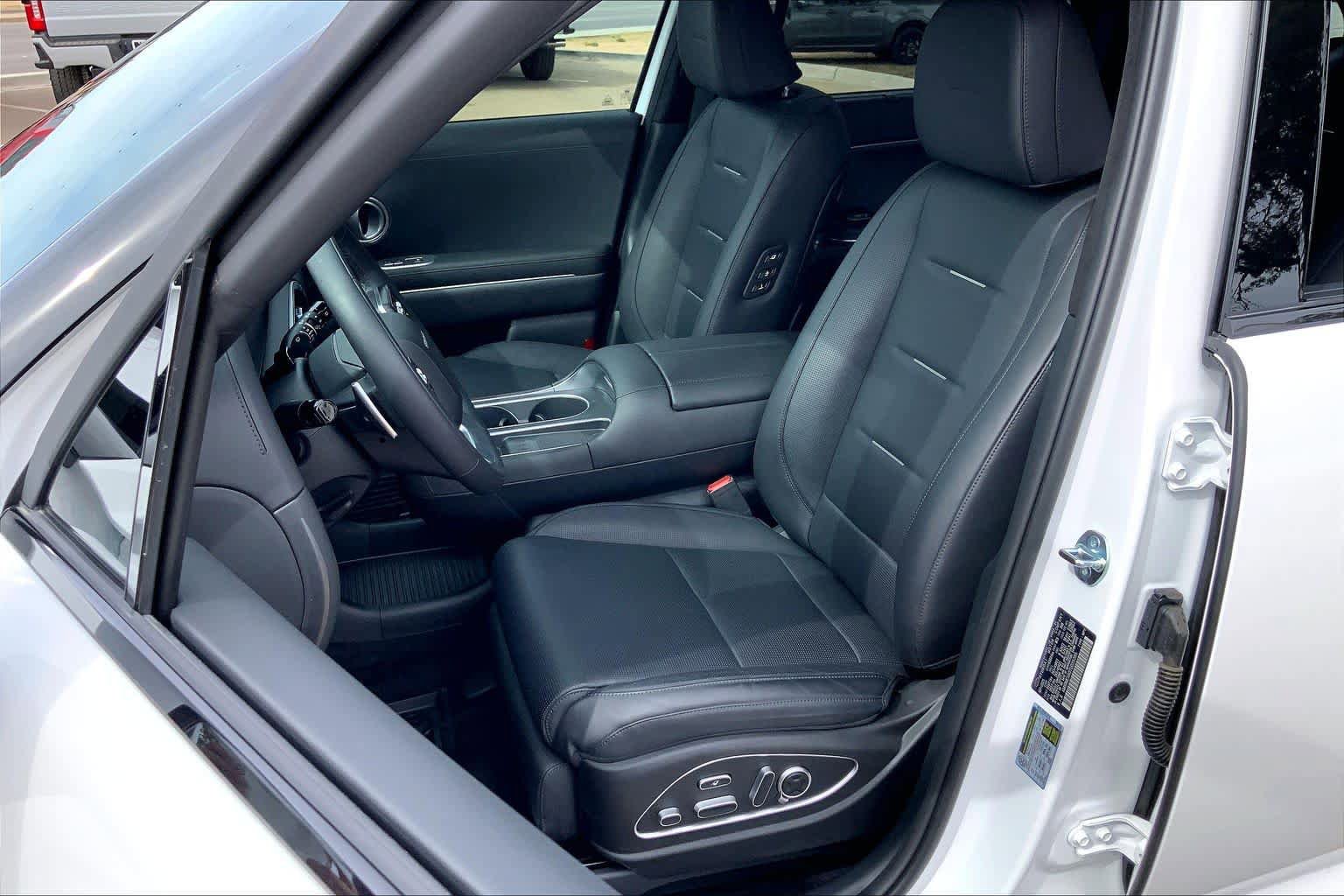 Used 2026 Hyundai Palisade Calligraphy AWD/4WD image 8
