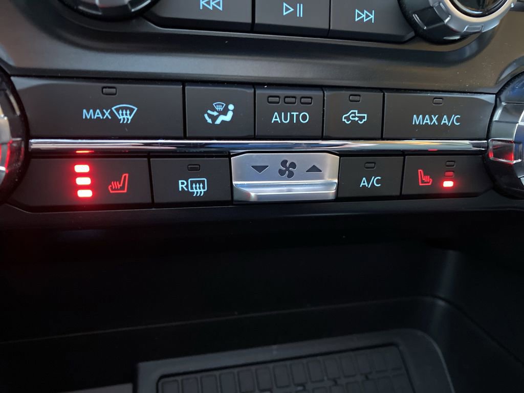 Certified 2024 Ford F150 XLT w/ Equipment Group 303A High image 9