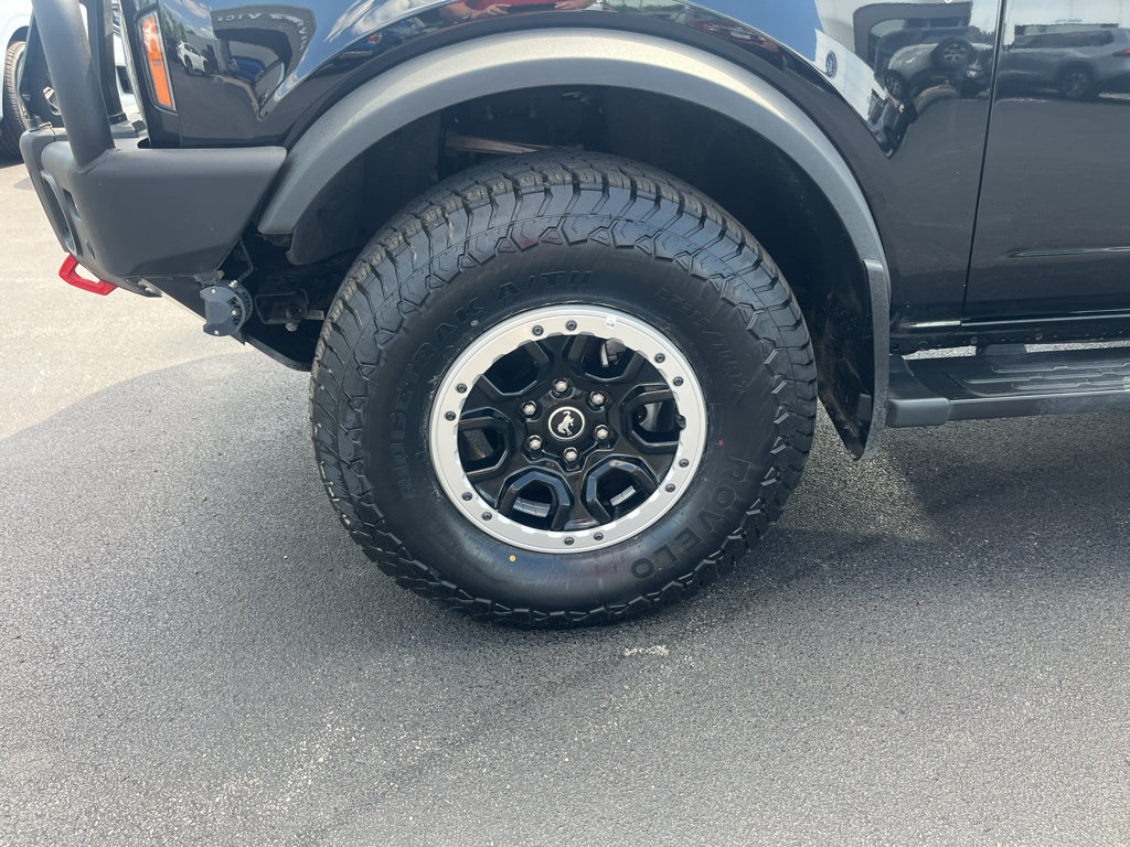 Certified 2022 Ford Bronco Outer Banks w/ Sasquatch Package AWD/4WD image 11