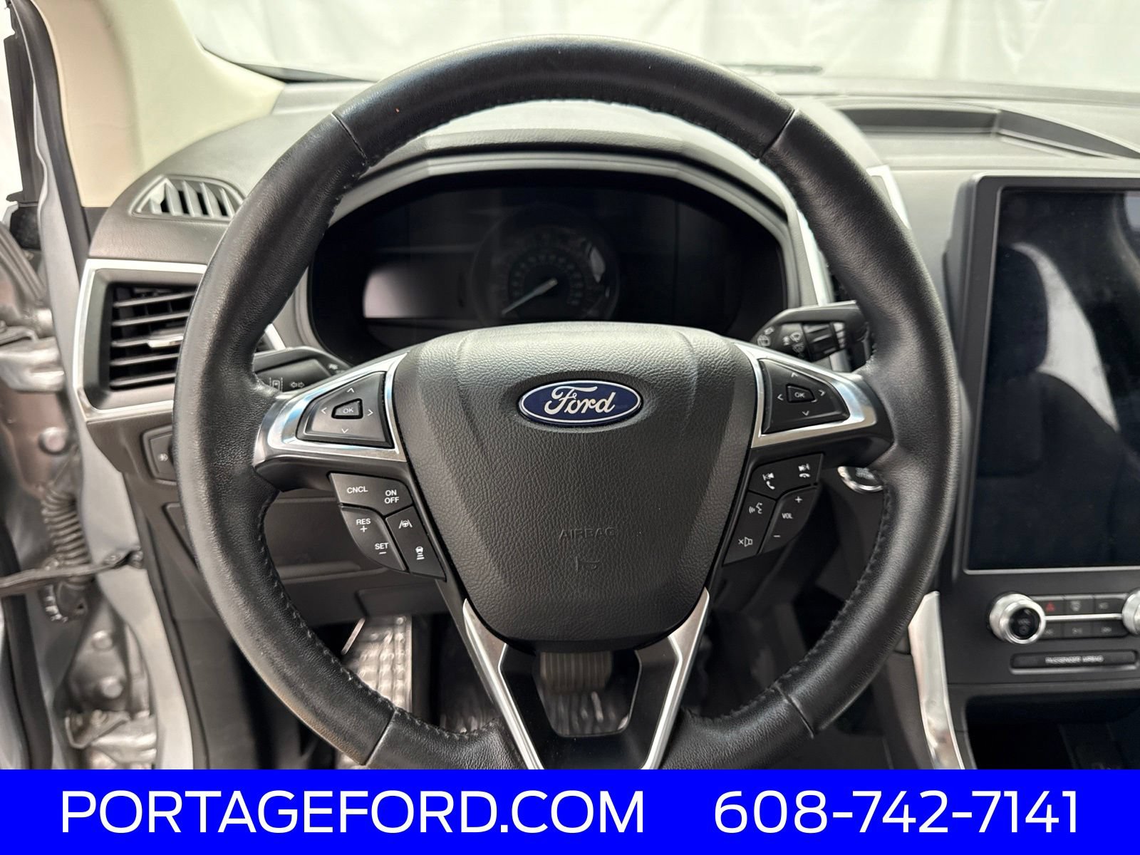 Certified 2022 Ford Edge Titanium w/ Equipment Group 301A AWD/4WD image 13