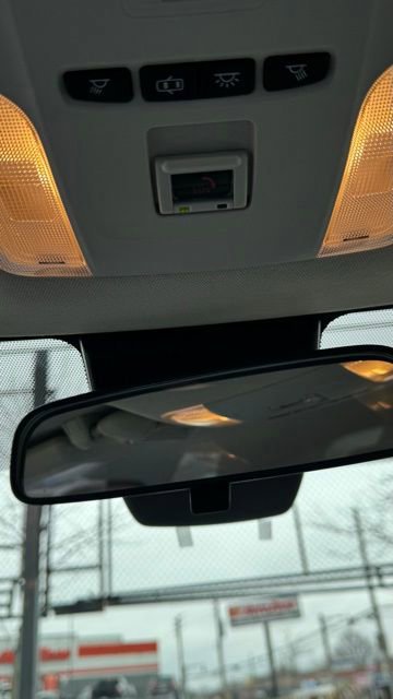 Used 2022 Toyota Corolla LE image 23