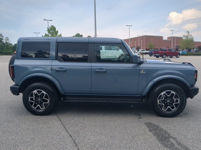Certified 2025 Ford Bronco Outer Banks AWD/4WD image 3