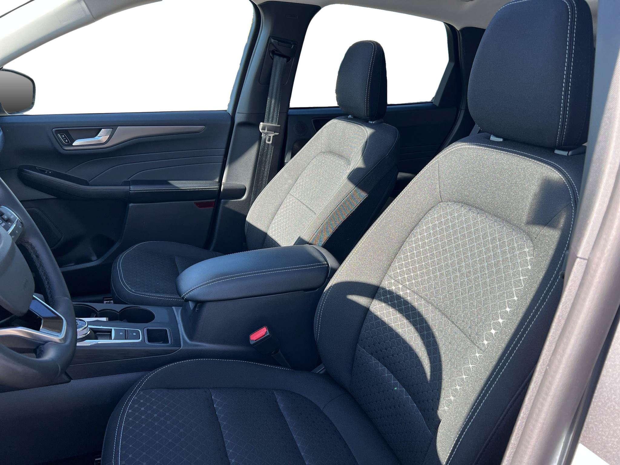 Certified 2025 Ford Escape Active w/ Active Premium Tech Pack AWD/4WD image 14