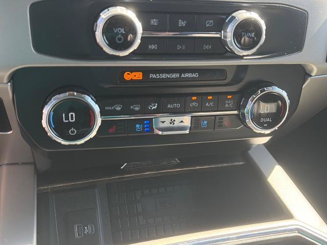 Certified 2022 Ford F250 Lariat w/ Lariat Ultimate Package AWD/4WD image 13