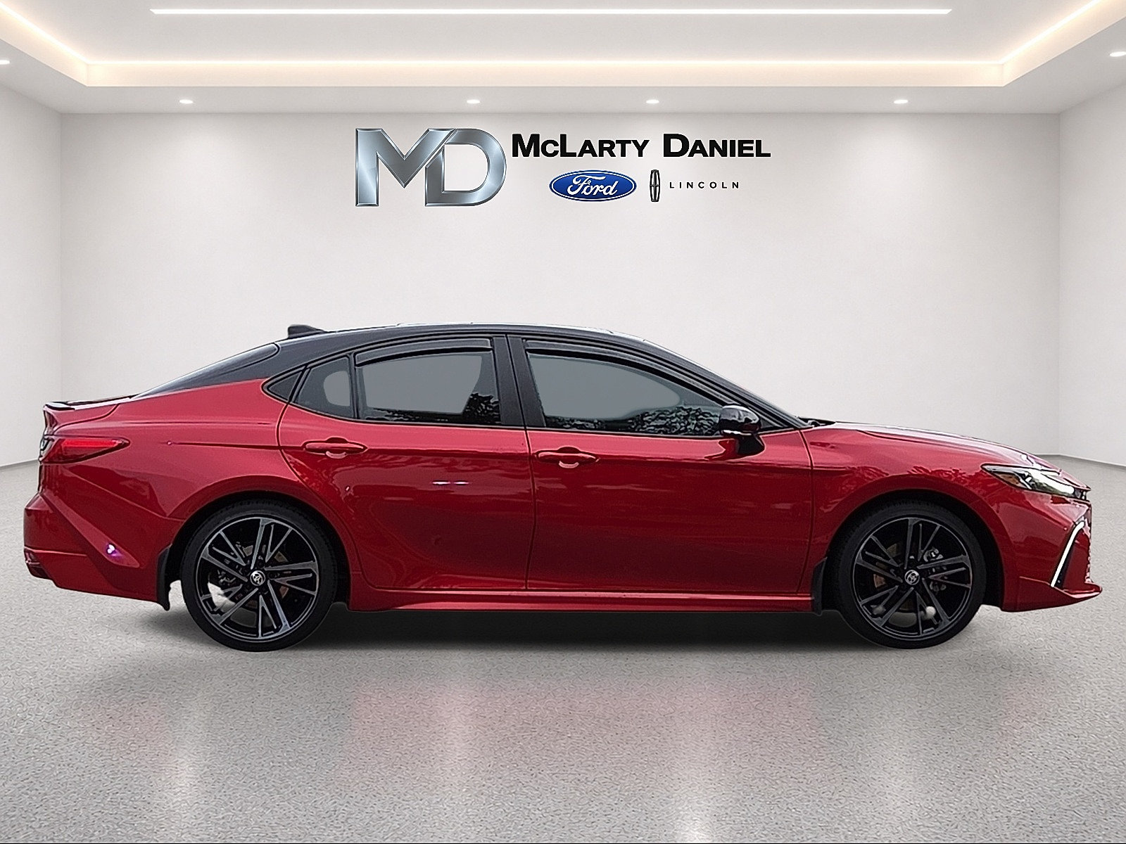 Used 2026 Toyota Camry XSE w/ Premium Plus Package FWD image 6