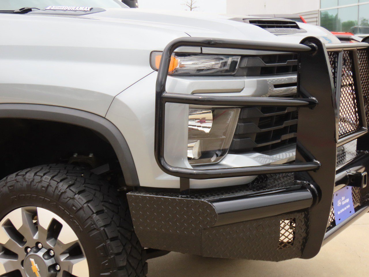 Used 2024 Chevrolet Silverado 2500 Custom w/ Custom Value Package image 10