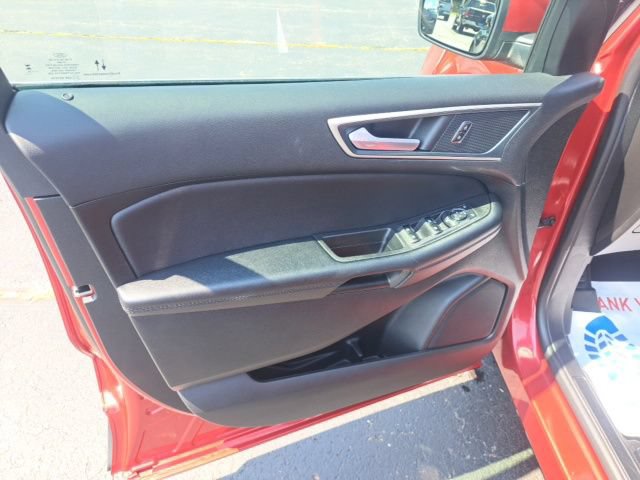 Certified 2024 Ford Edge SEL w/ Convenience Package AWD/4WD image 11