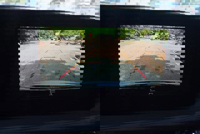 Used 2025 Buick Envista Sport Touring w/ Convenience I Package FWD image 31