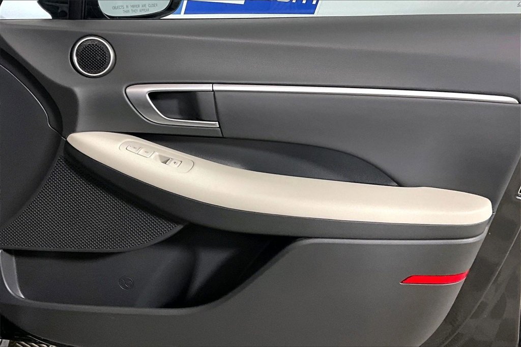 Used 2025 Hyundai Sonata SEL image 19