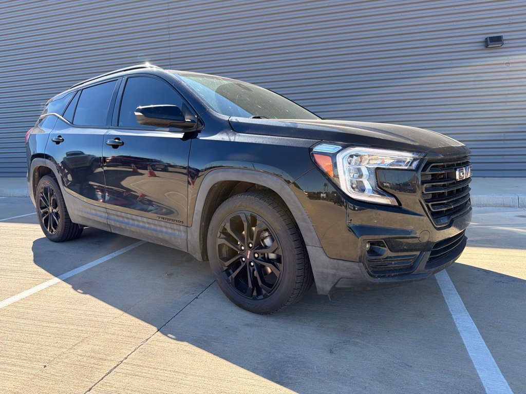 Used 2022 GMC Terrain SLT w/ Elevation Edition
