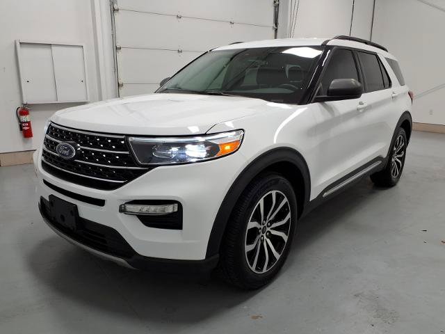 Certified 2021 Ford Explorer XLT w/ Equipment Group 202A RWD image 7