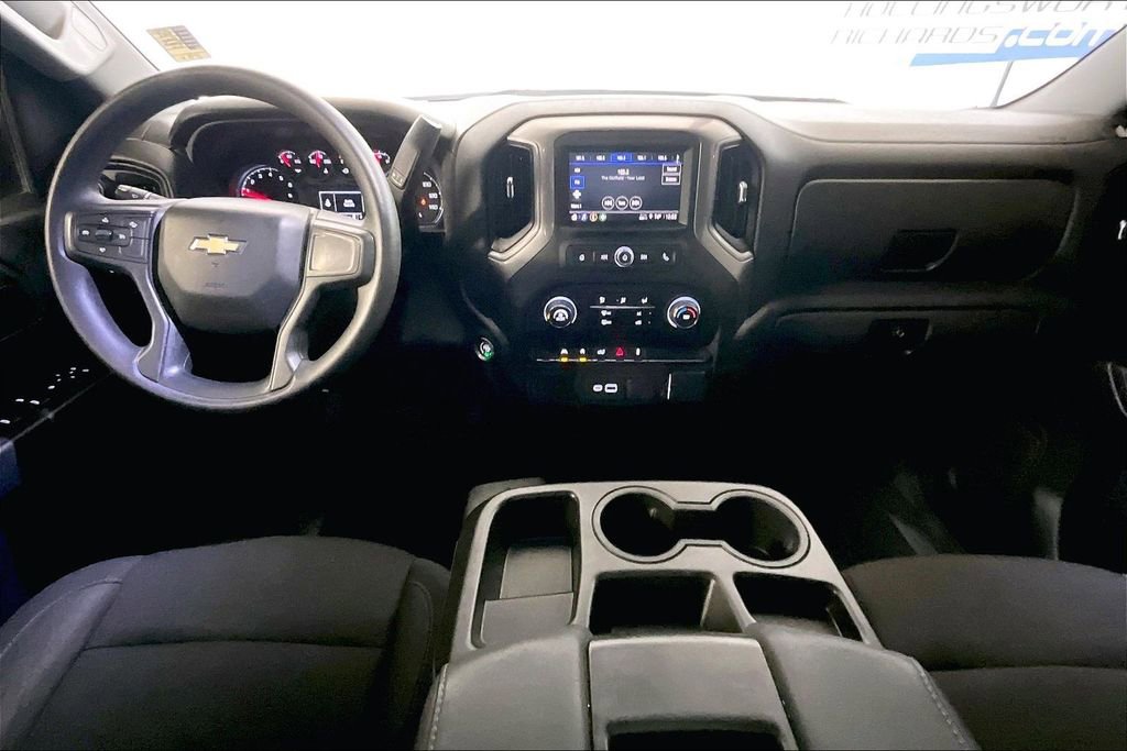 Used 2025 Chevrolet Silverado 1500 Custom image 11