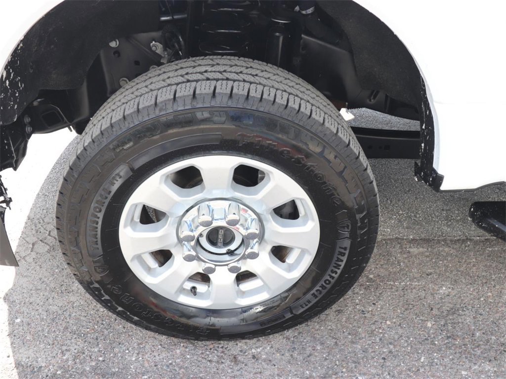 Certified 2024 Ford F350 XLT image 12