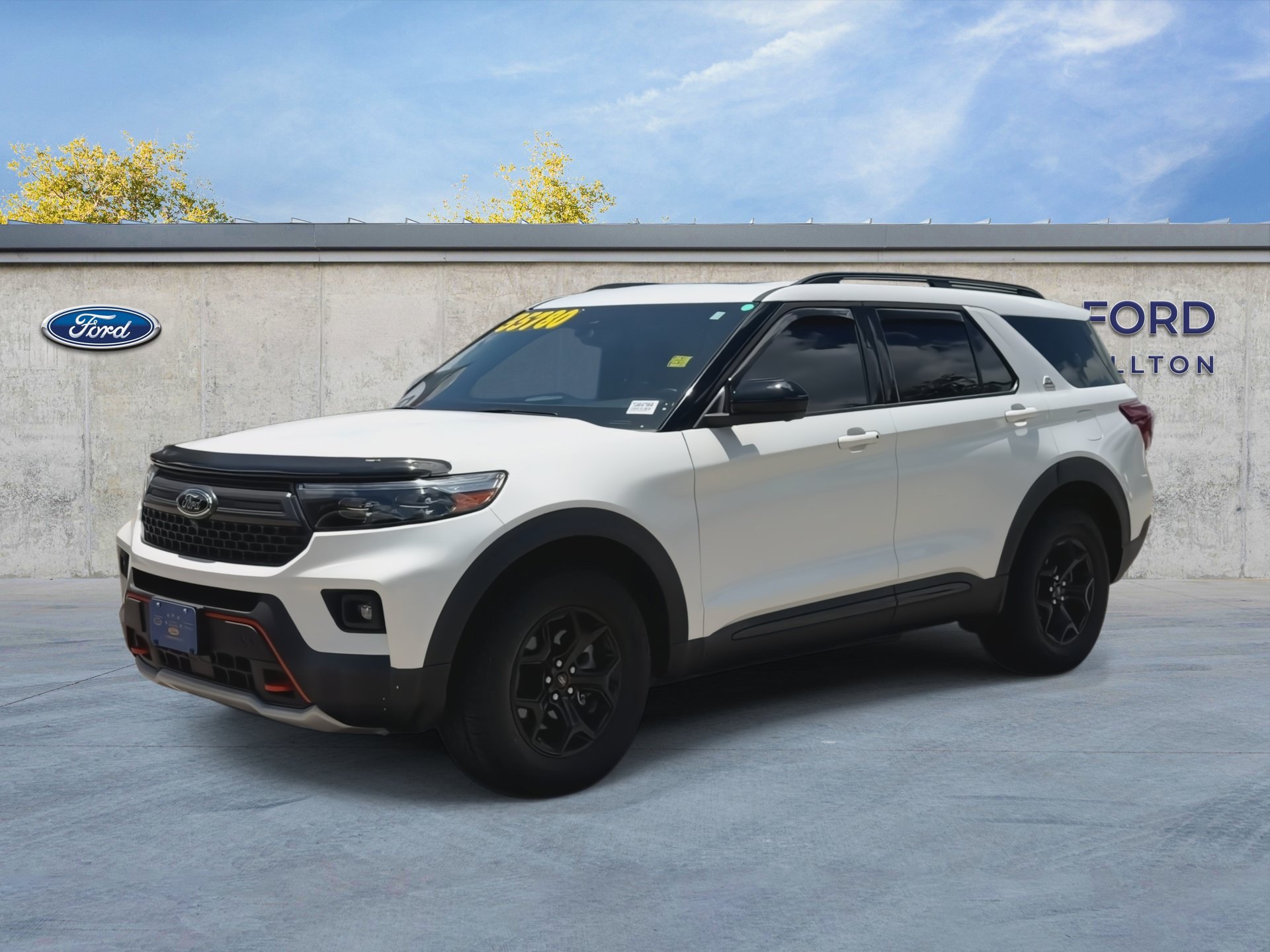 Certified 2022 Ford Explorer Timberline w/ Timberline Technology Package AWD/4WD image 4