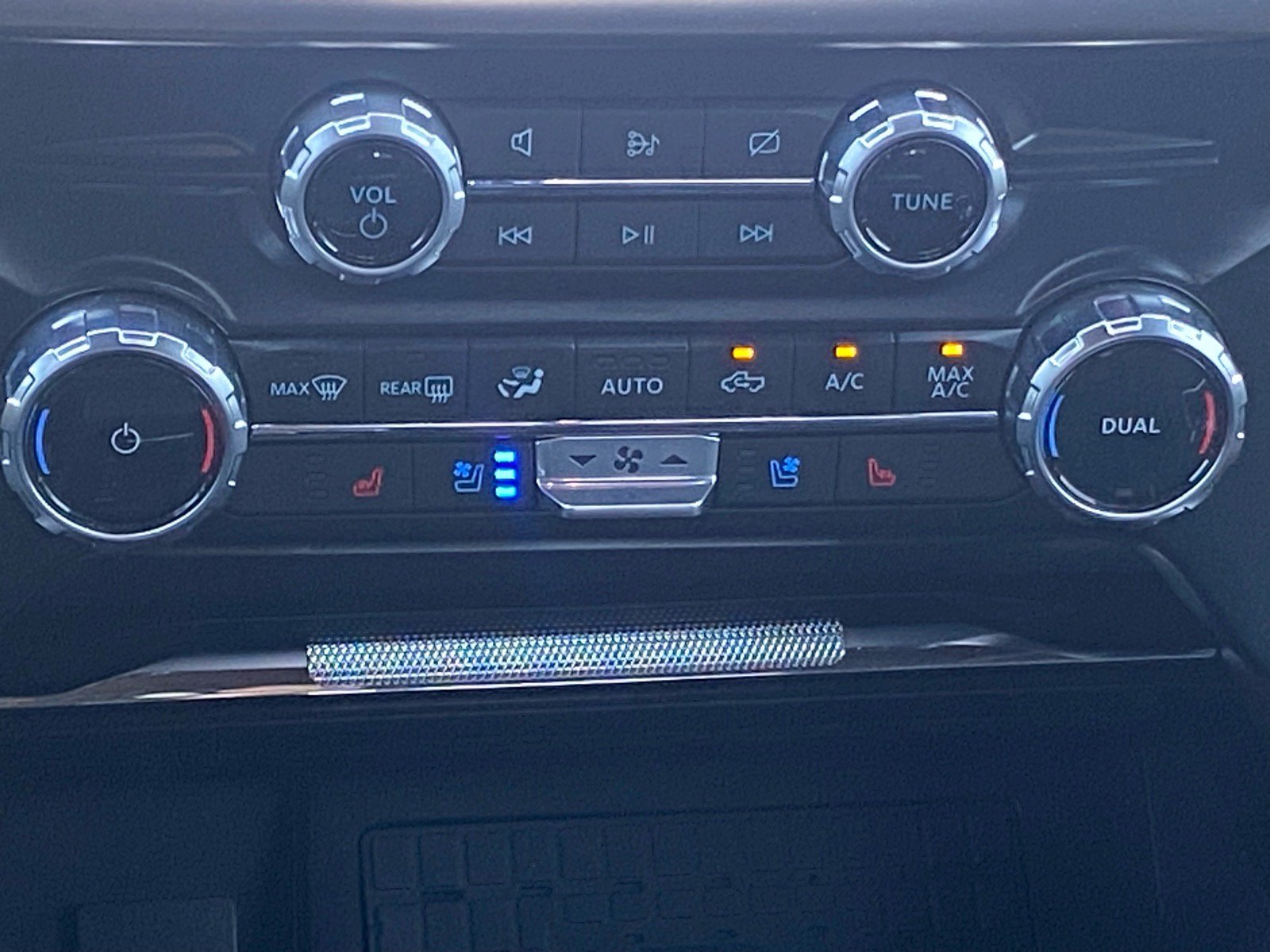 Certified 2023 Ford F150 Raptor AWD/4WD image 12
