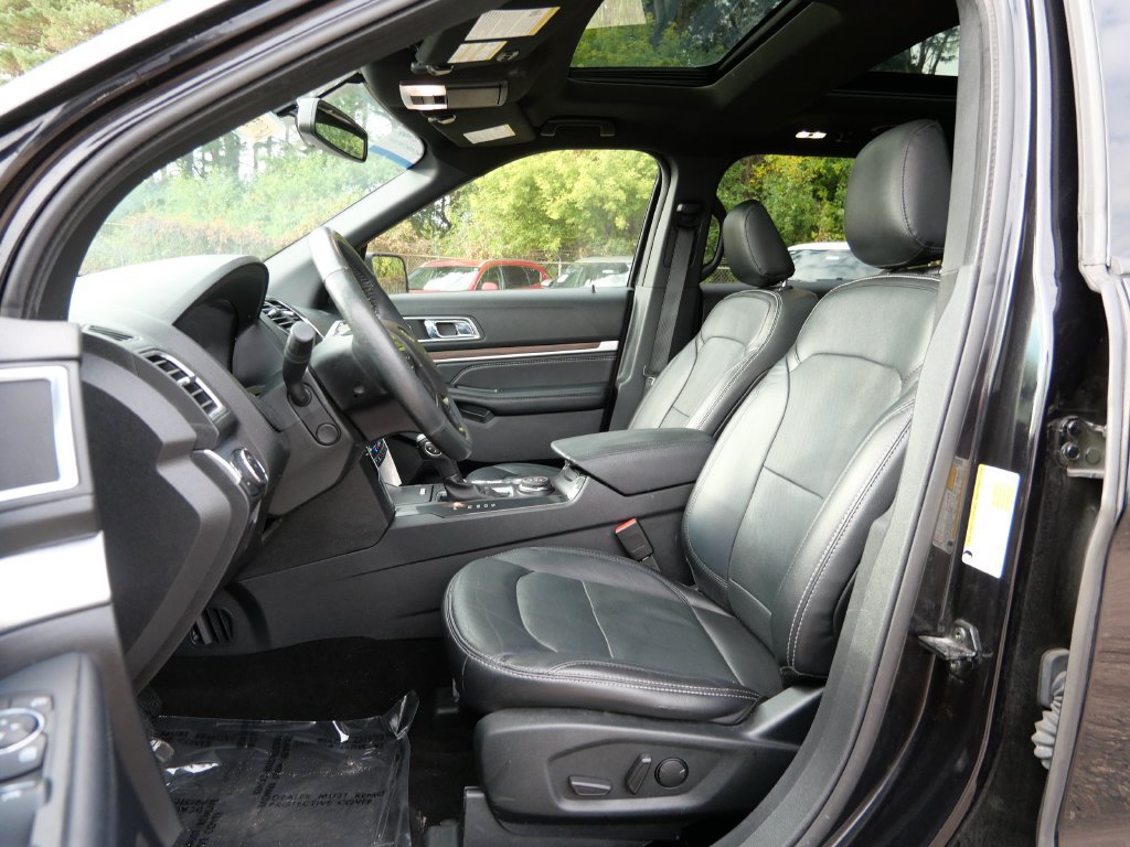 Certified 2019 Ford Explorer Limited w/ Class III Trailer Tow Package AWD/4WD image 22