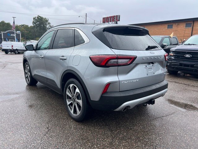 Certified 2024 Ford Escape Platinum w/ Class II Trailer Tow Package AWD/4WD image 6