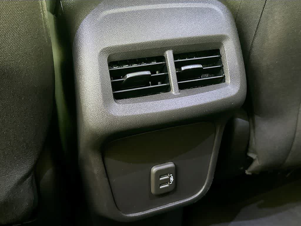 Used 2024 Chevrolet Equinox LS w/ Driver Confidence II Package FWD image 13