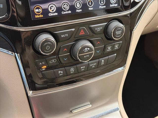 Used 2021 Jeep Grand Cherokee Limited AWD/4WD image 16