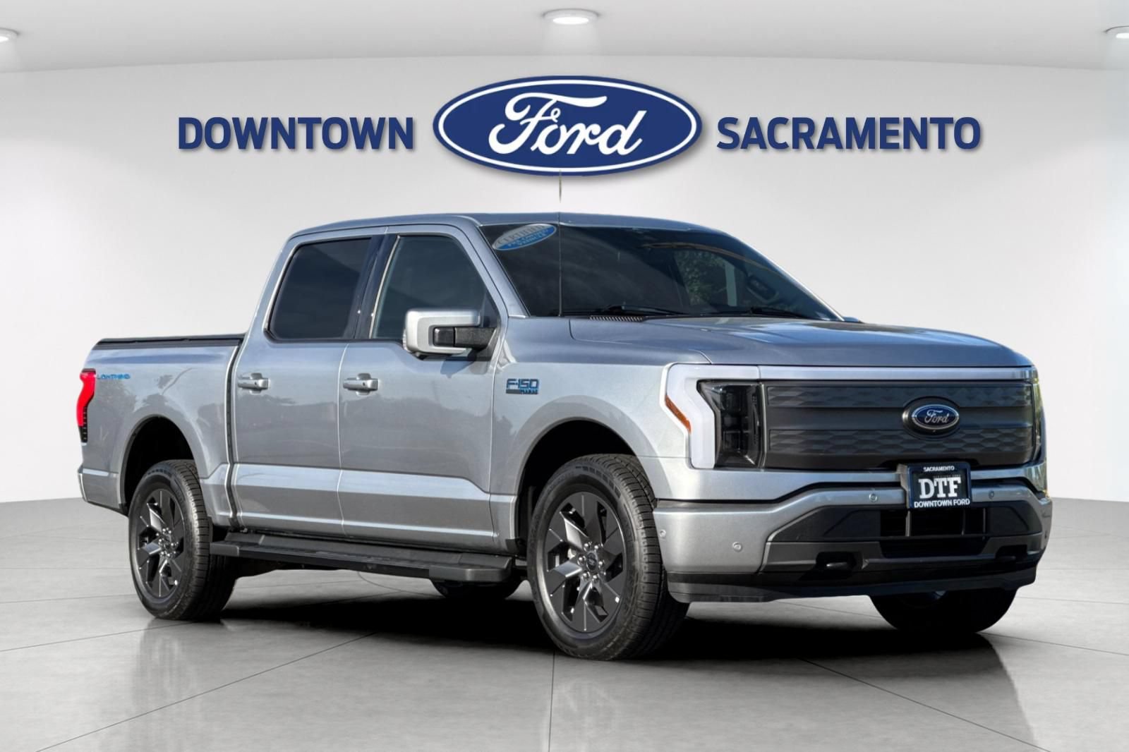 Certified 2023 Ford F150 Lightning Lariat w/ Equipment Group 511A High AWD/4WD image 11