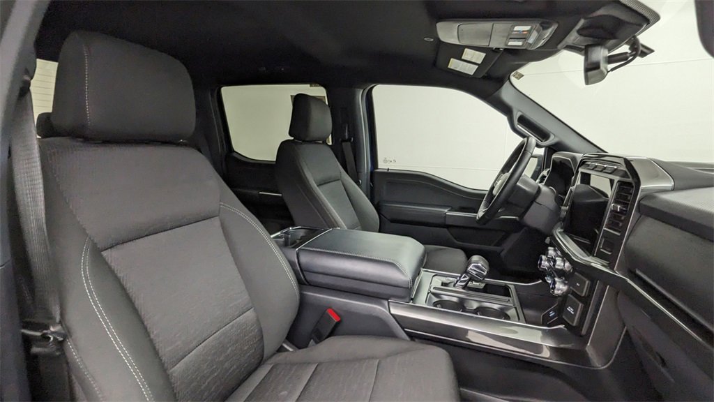 Certified 2022 Ford F150 XLT w/ Equipment Group 302A High image 38