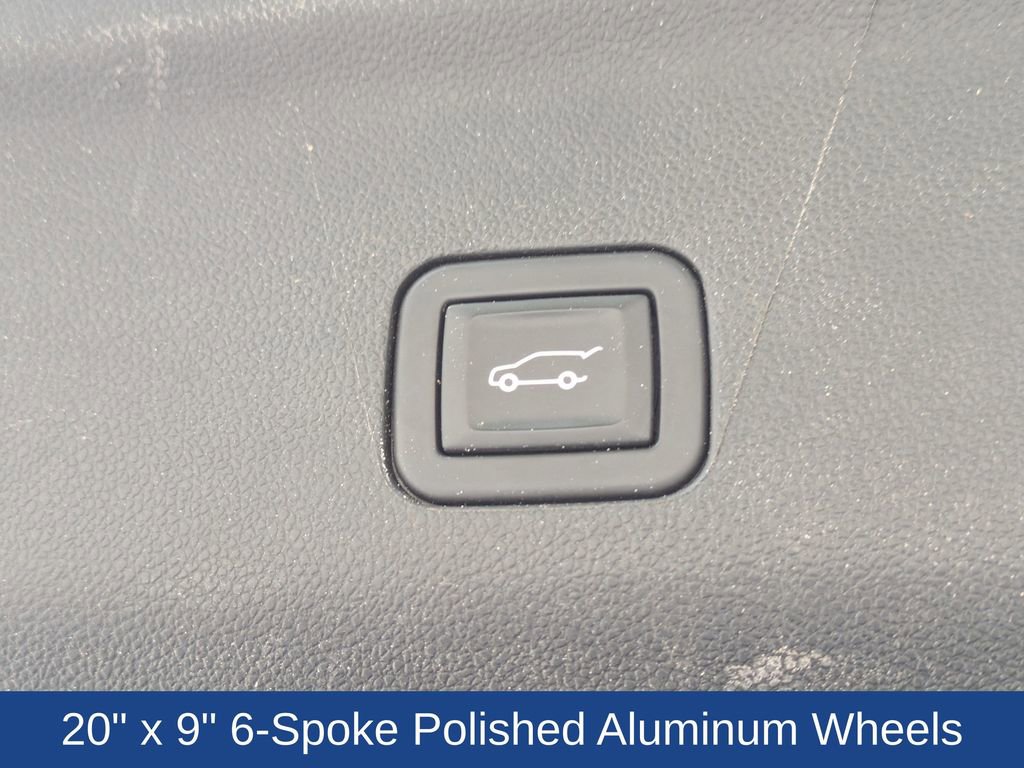 Used 2023 GMC Yukon SLT AWD/4WD image 15