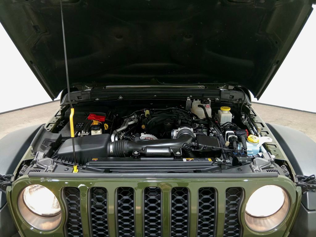 Used 2023 Jeep Gladiator Mojave w/ Trailer Tow Package AWD/4WD image 11