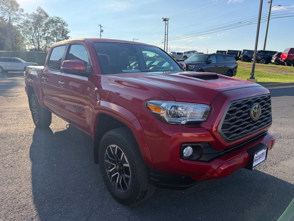 Used 2021 Toyota Tacoma TRD Sport w/ Technology Package AWD/4WD image 7