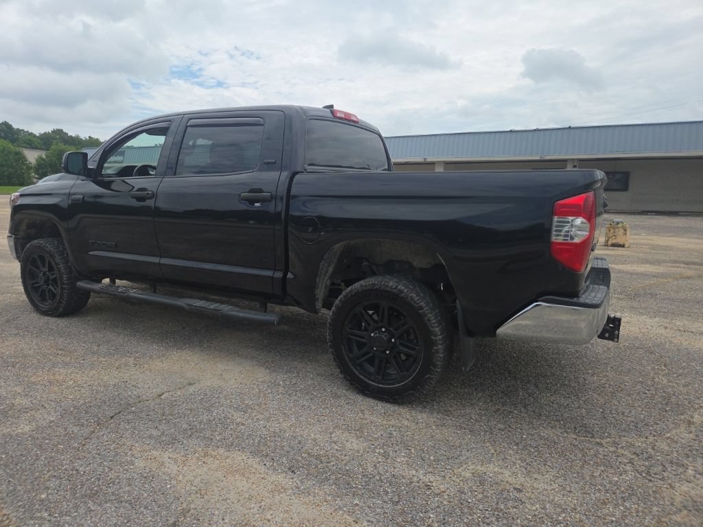 Used 2020 Toyota Tundra SR5 AWD/4WD image 6