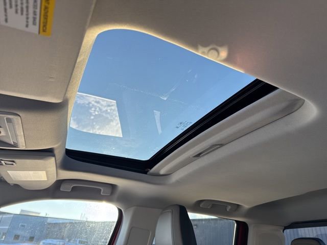 Certified 2025 Ford Maverick Lariat w/ 4K Tow Package image 17