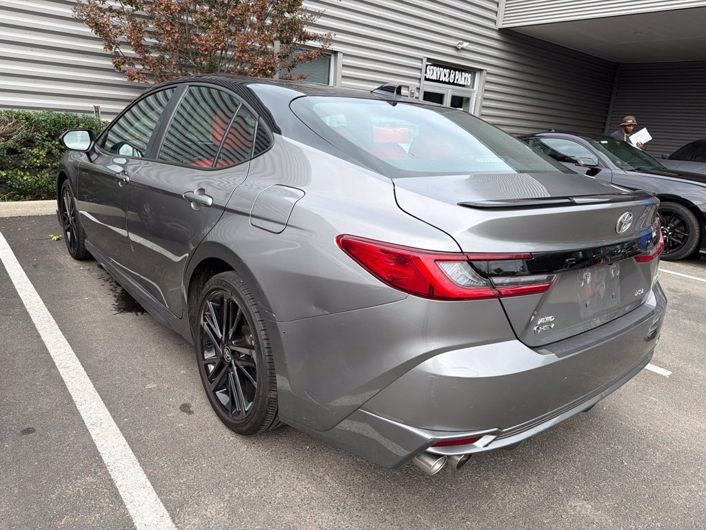 Used 2025 Toyota Camry XSE AWD/4WD image 3