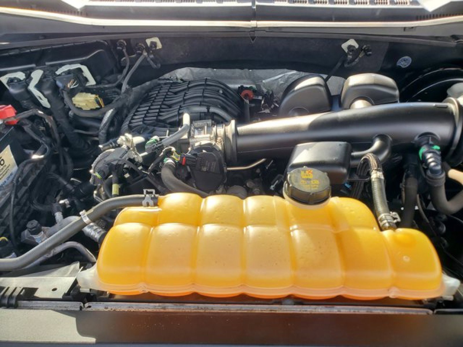 Certified 2018 Ford F150 XL w/ Equipment Group 101A Mid image 29