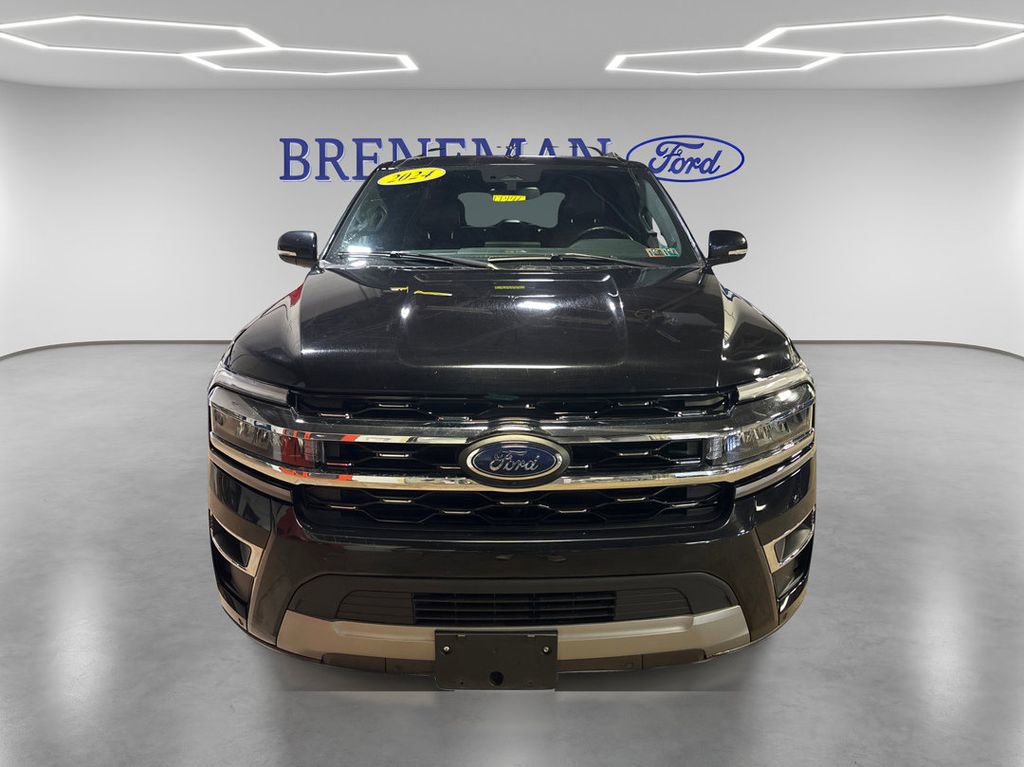 Certified 2024 Ford Expedition Limited AWD/4WD image 2