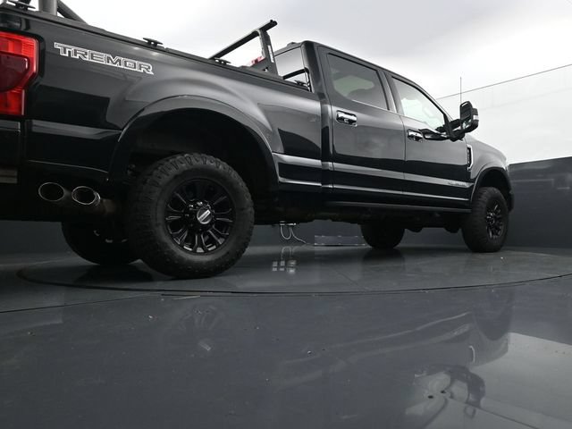 Certified 2022 Ford F350 Platinum w/ Tremor Off-Road Package AWD/4WD image 32