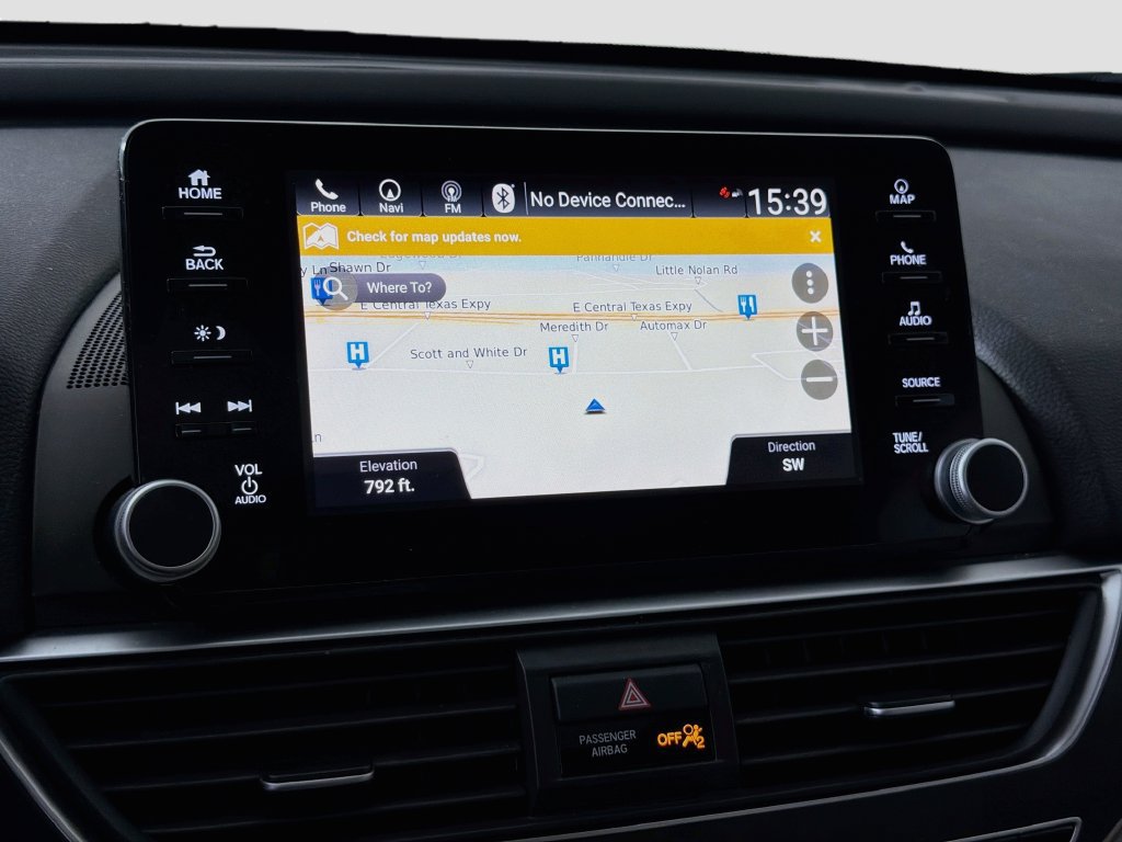 Used 2018 Honda Accord Touring image 17